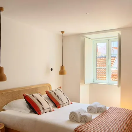 1bdr With Terrace And View By Lovelystay