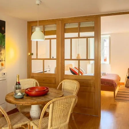 1bdr With Terrace And View By Lovelystay Lissabon