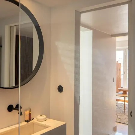 1bdr With Terrace And View By Lovelystay * 리스본