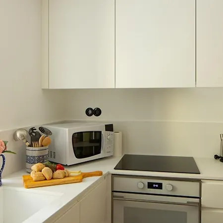 1bdr With Terrace And View By Lovelystay * 리스본